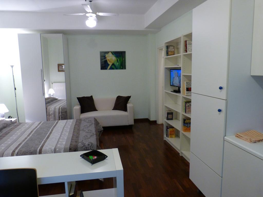 ボローニャResidenza Piazza San Francescoアパートメント 部屋 写真